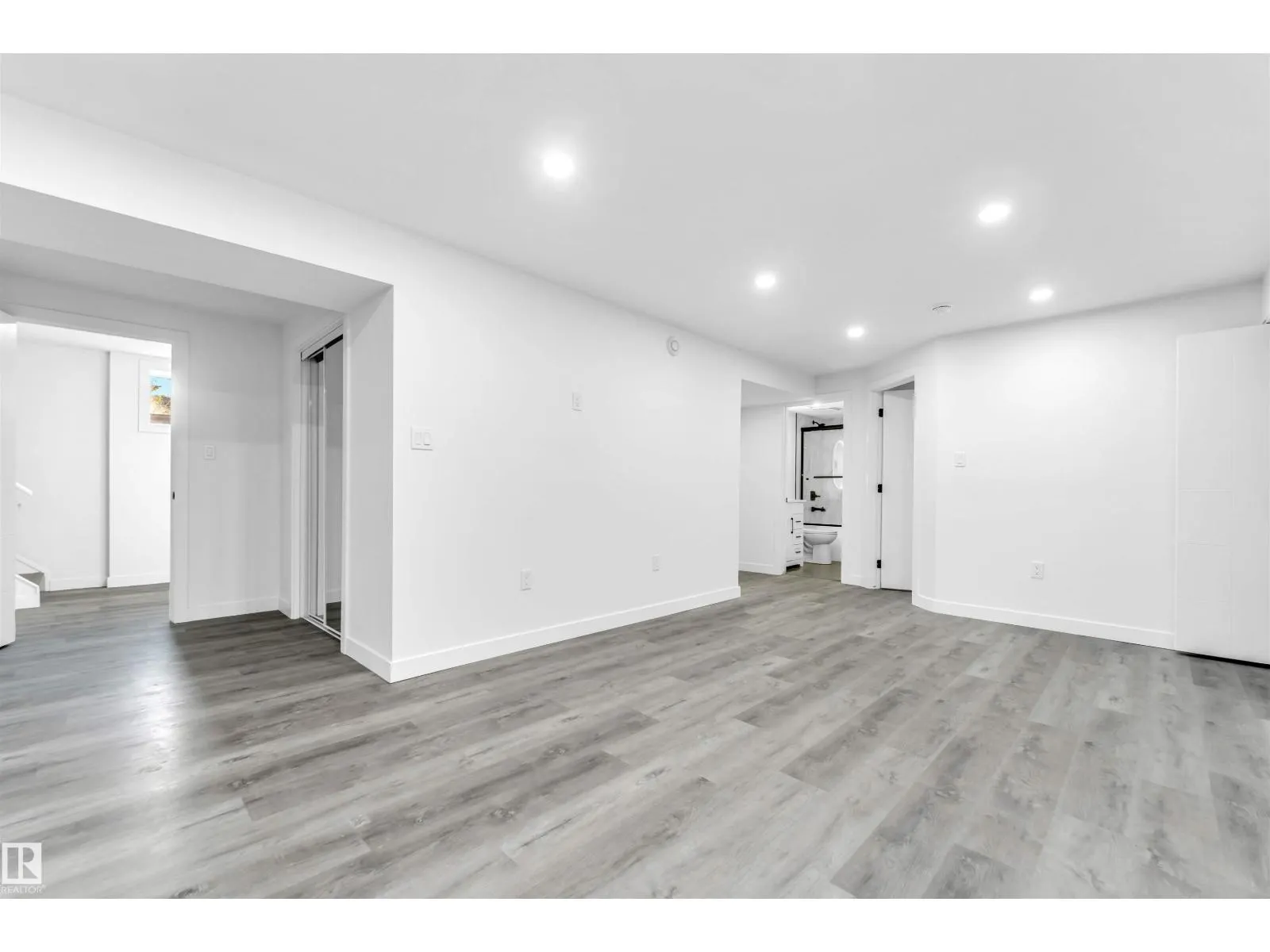 13604 139 ST NW