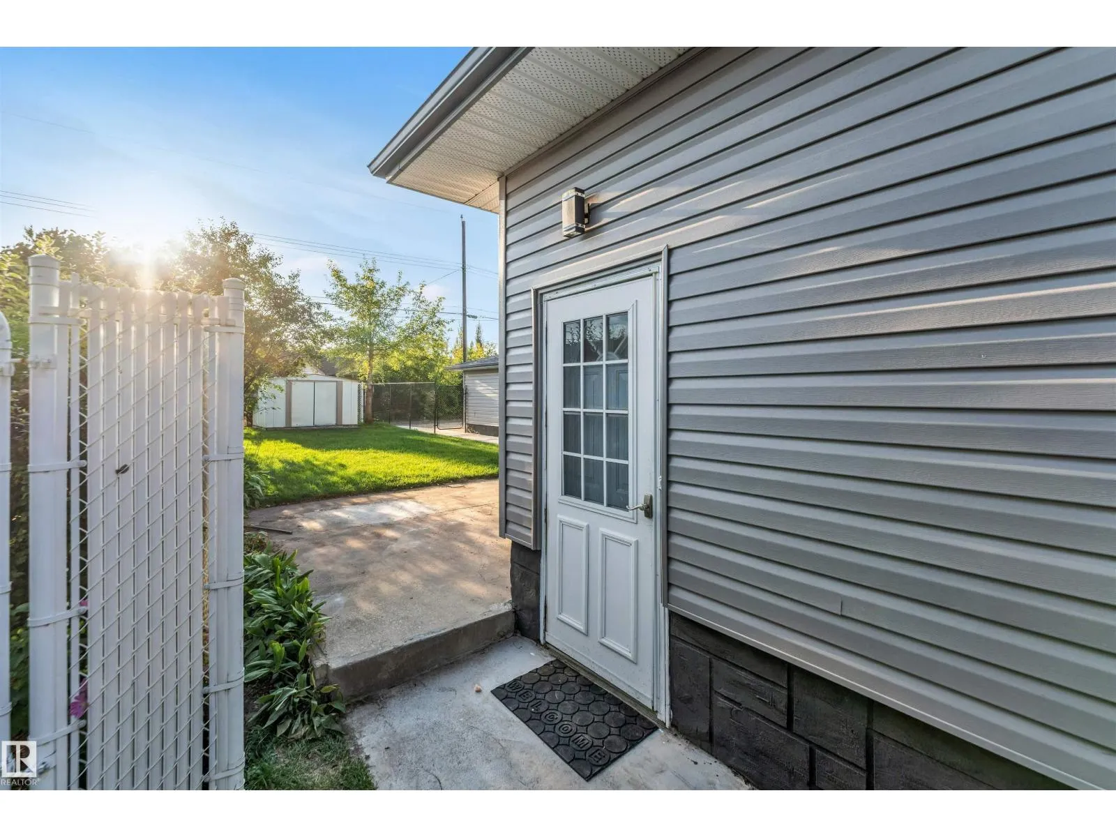 13604 139 ST NW