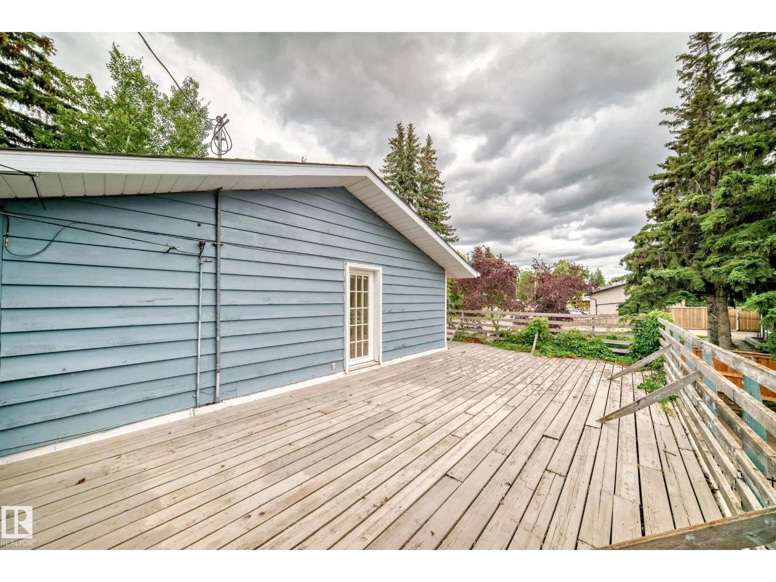 16 SCARBORO PL