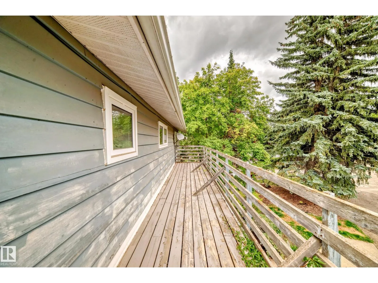 16 SCARBORO PL