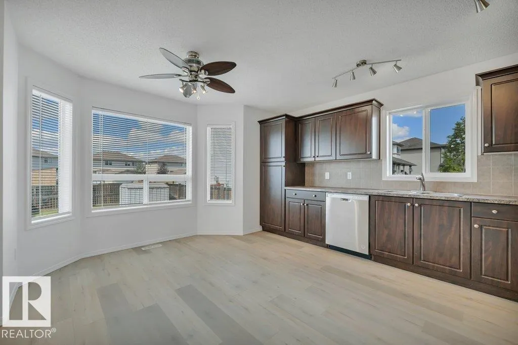 534 SONGHURST WY