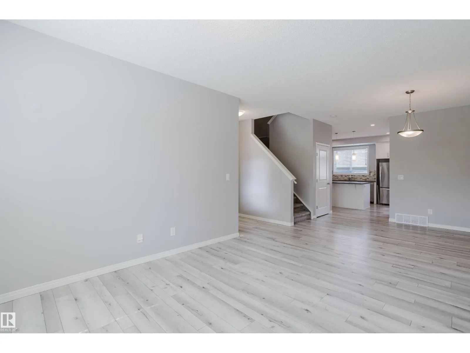 8144 CHAPPELLE WY SW