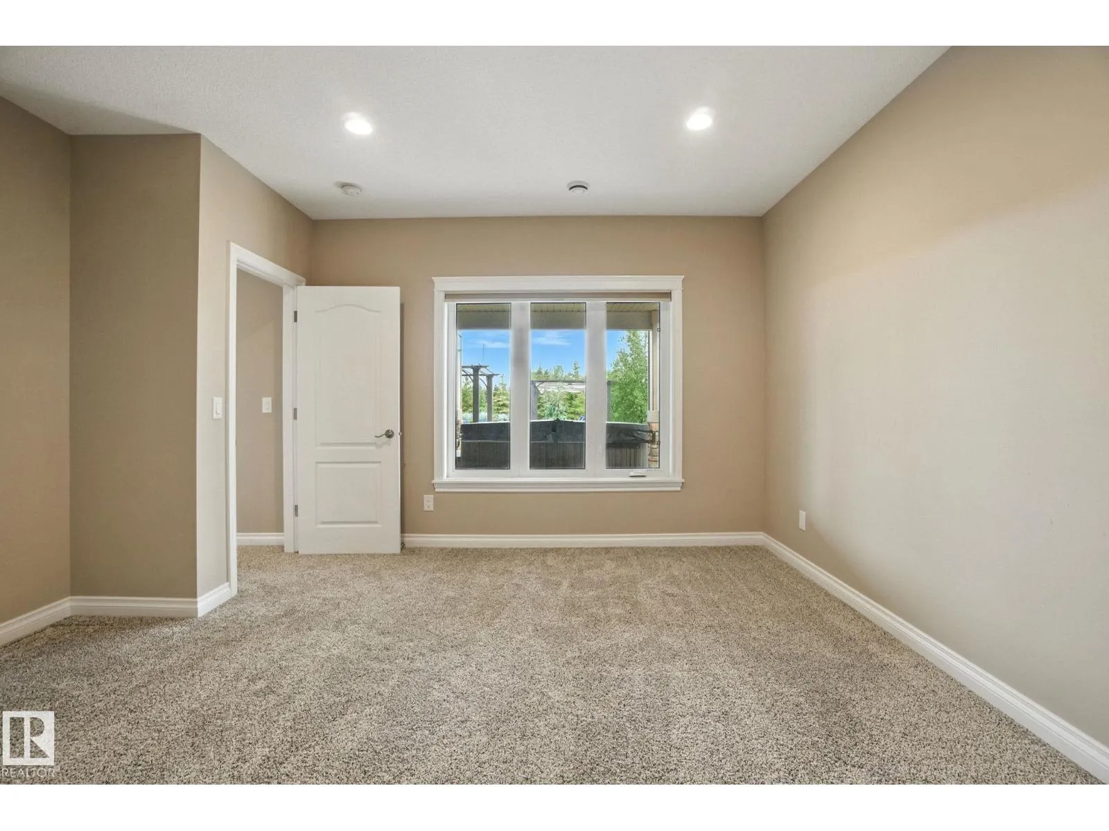 #13 52320 RGE ROAD 231