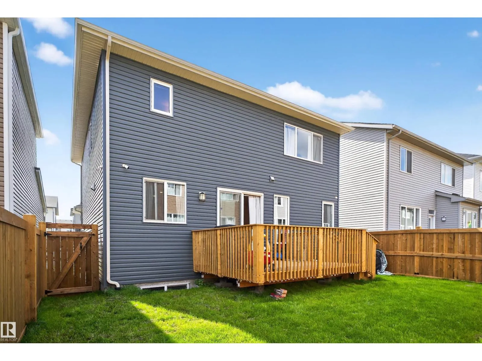 20806 19A AV NW