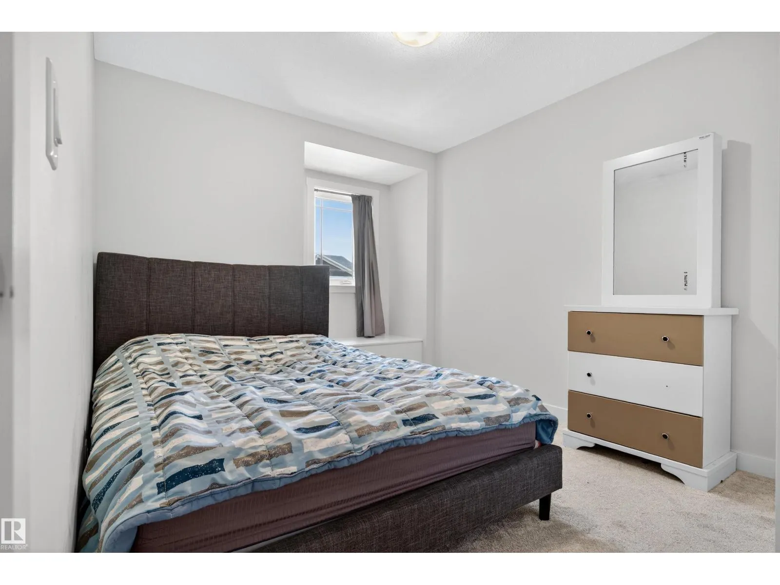 20806 19A AV NW