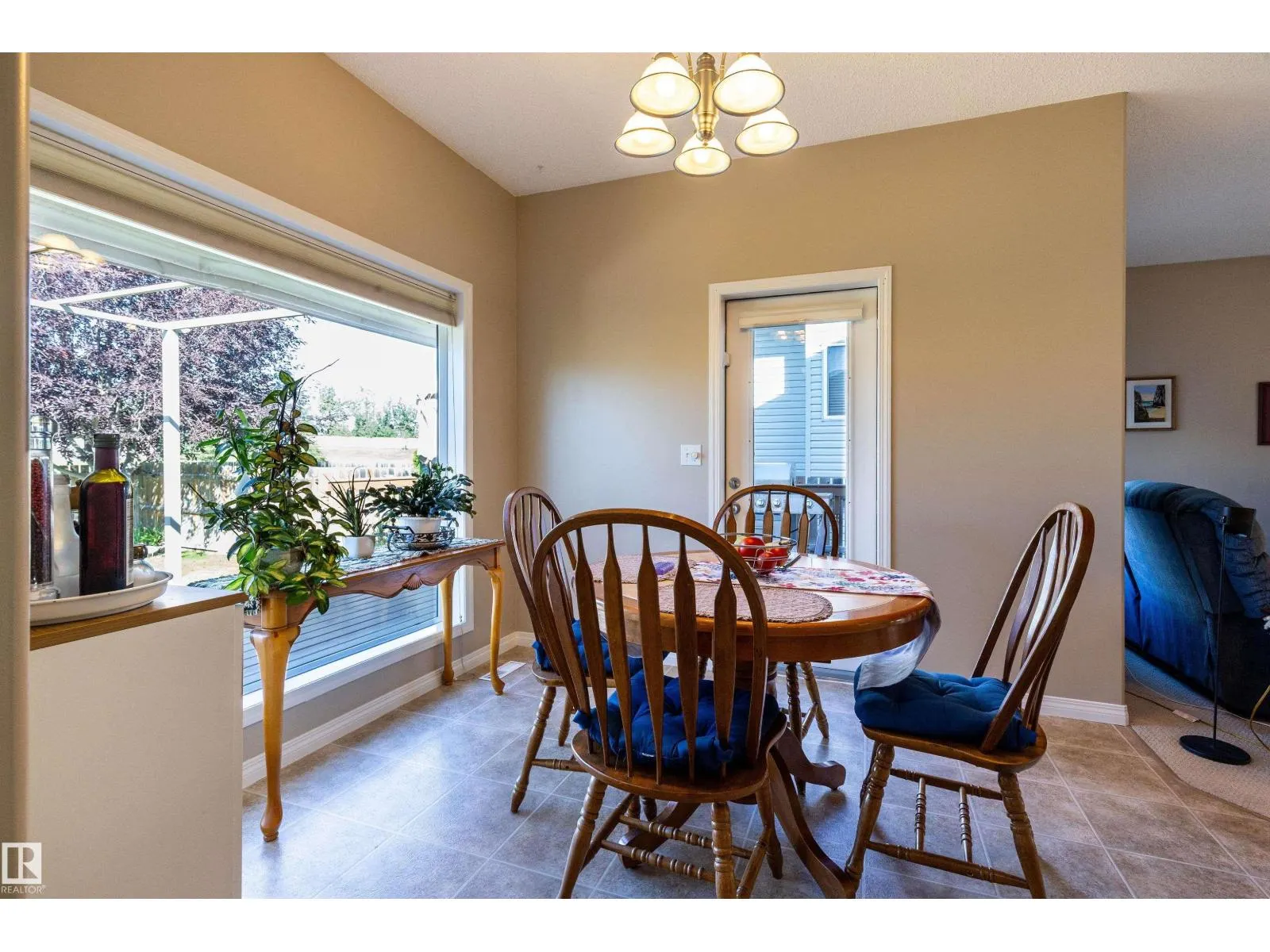 18 GRAYRIDGE BA