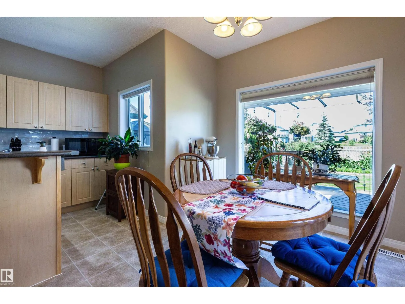 18 GRAYRIDGE BA