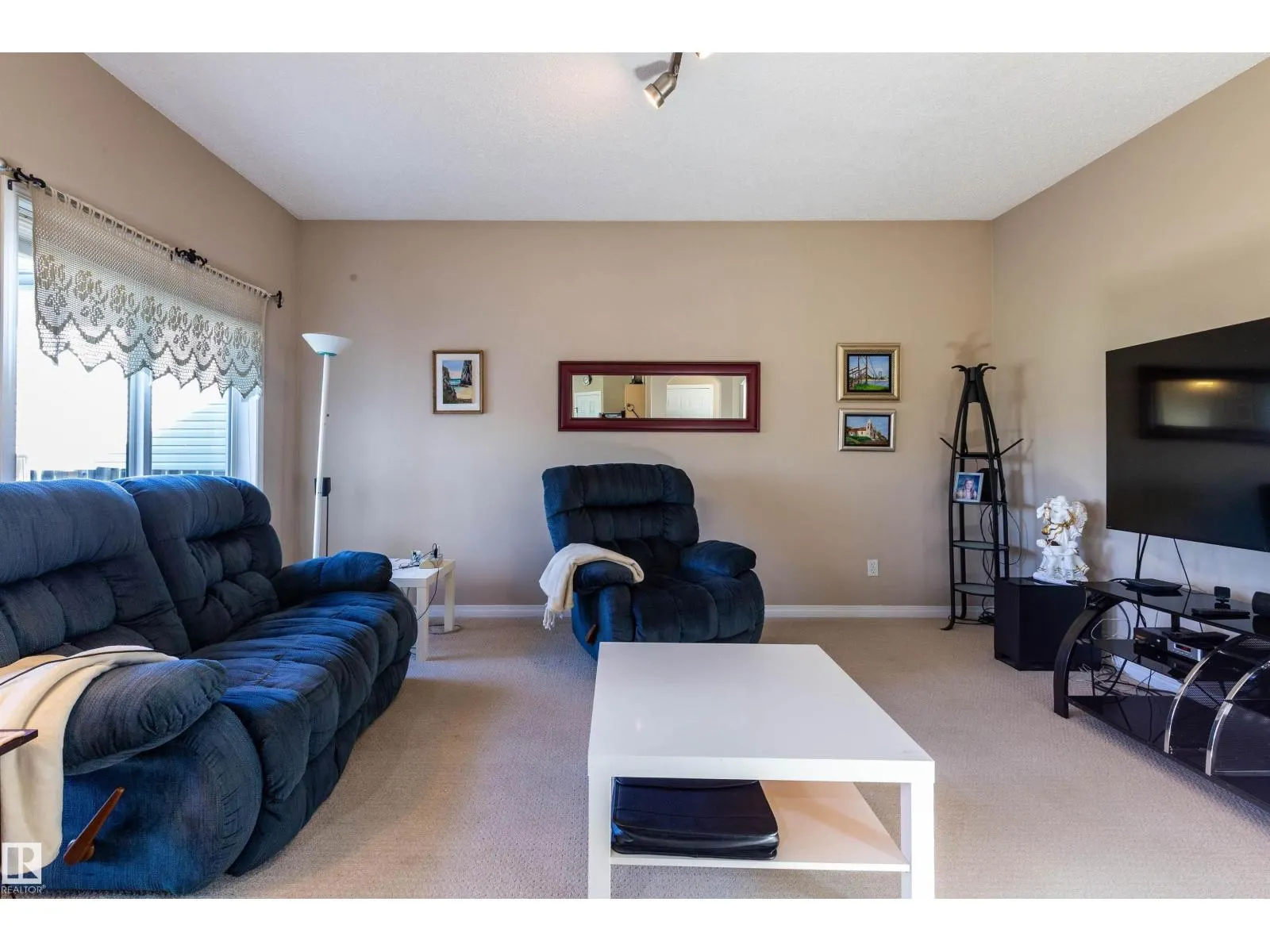 18 GRAYRIDGE BA