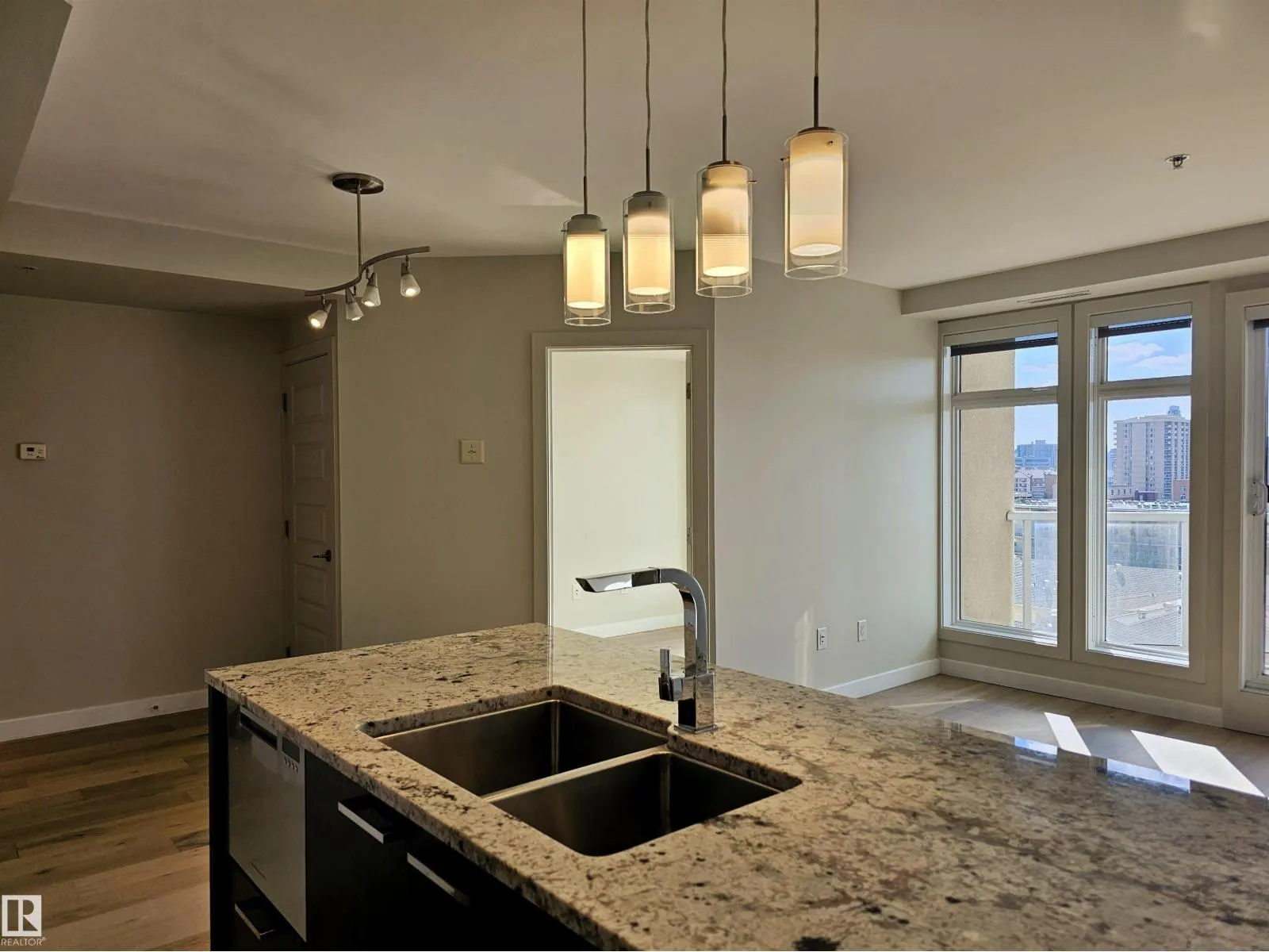 #701 10388 105 ST NW