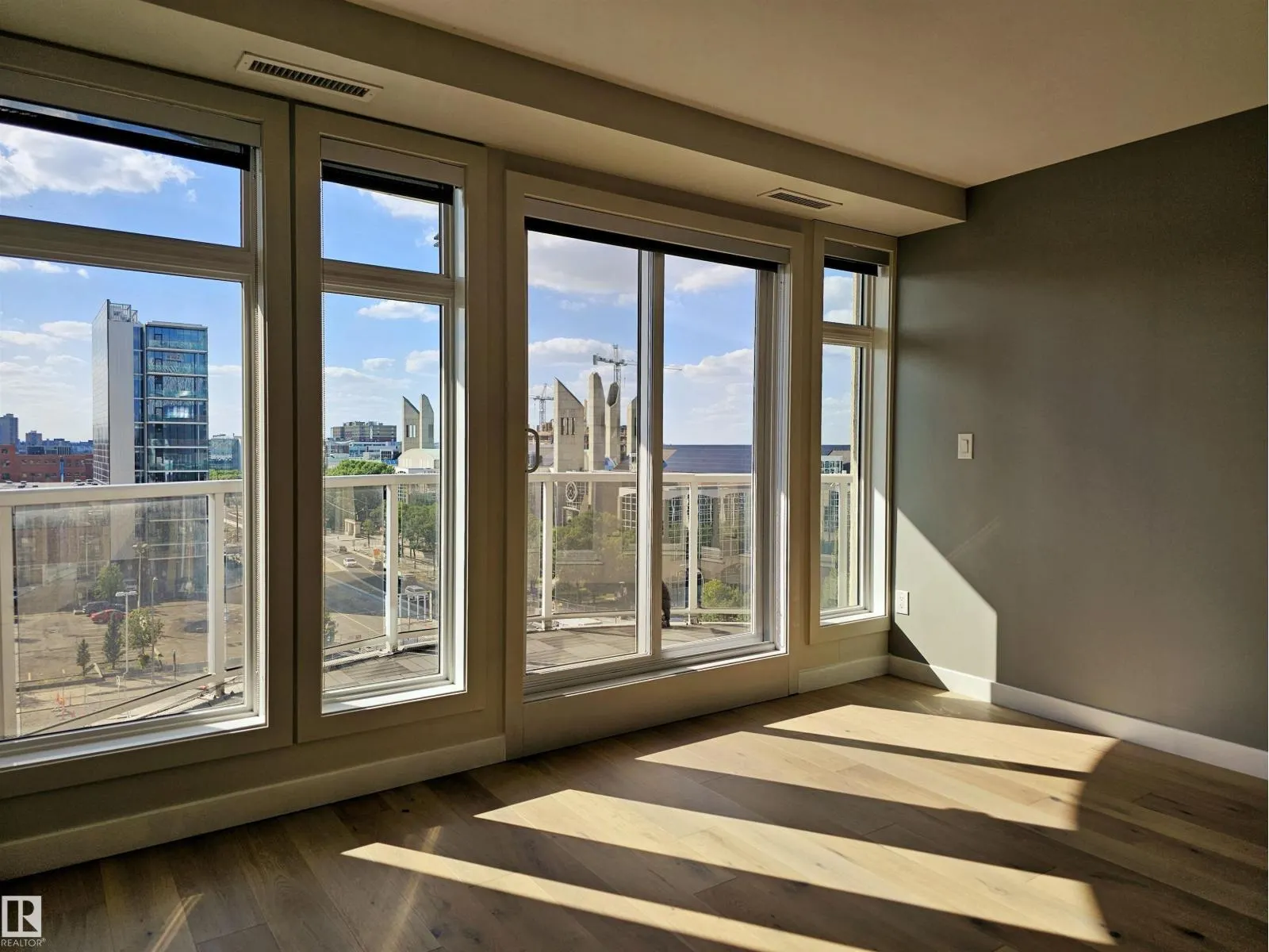 #701 10388 105 ST NW