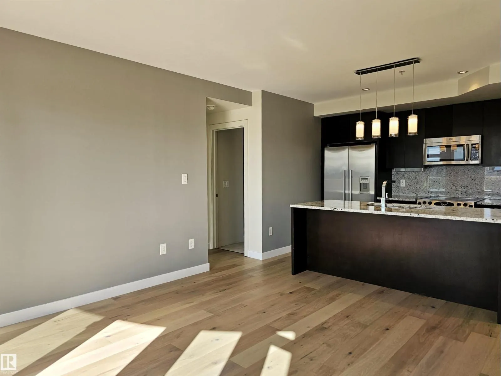 #701 10388 105 ST NW