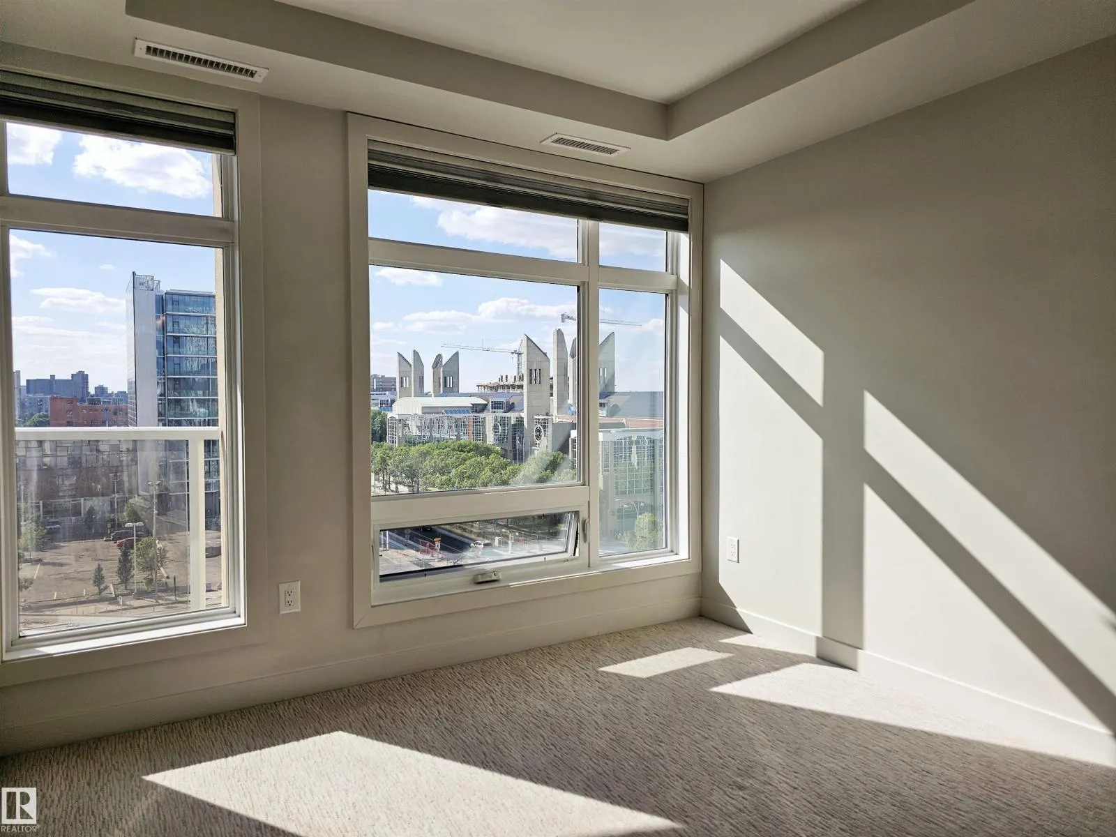 #701 10388 105 ST NW