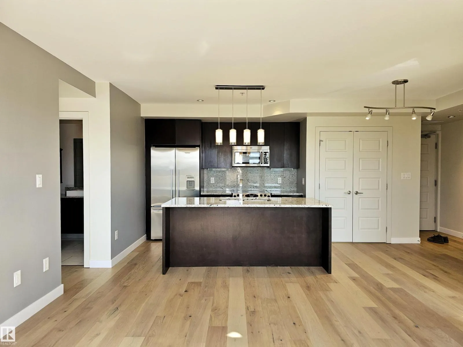 #701 10388 105 ST NW