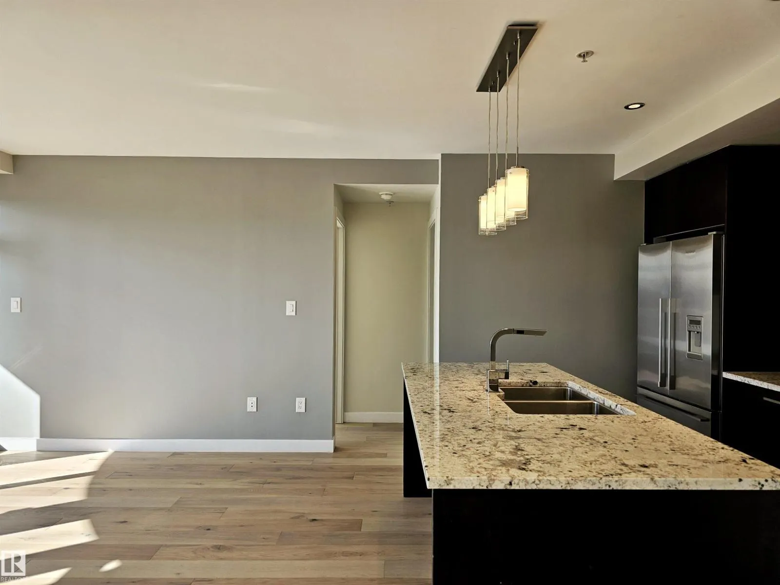 #701 10388 105 ST NW