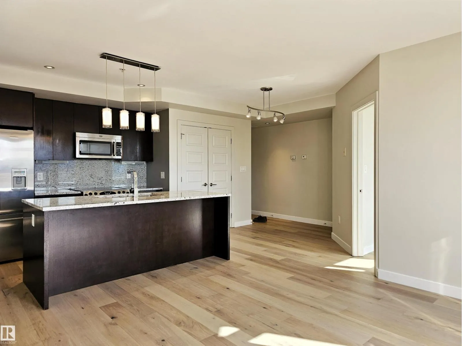 #701 10388 105 ST NW