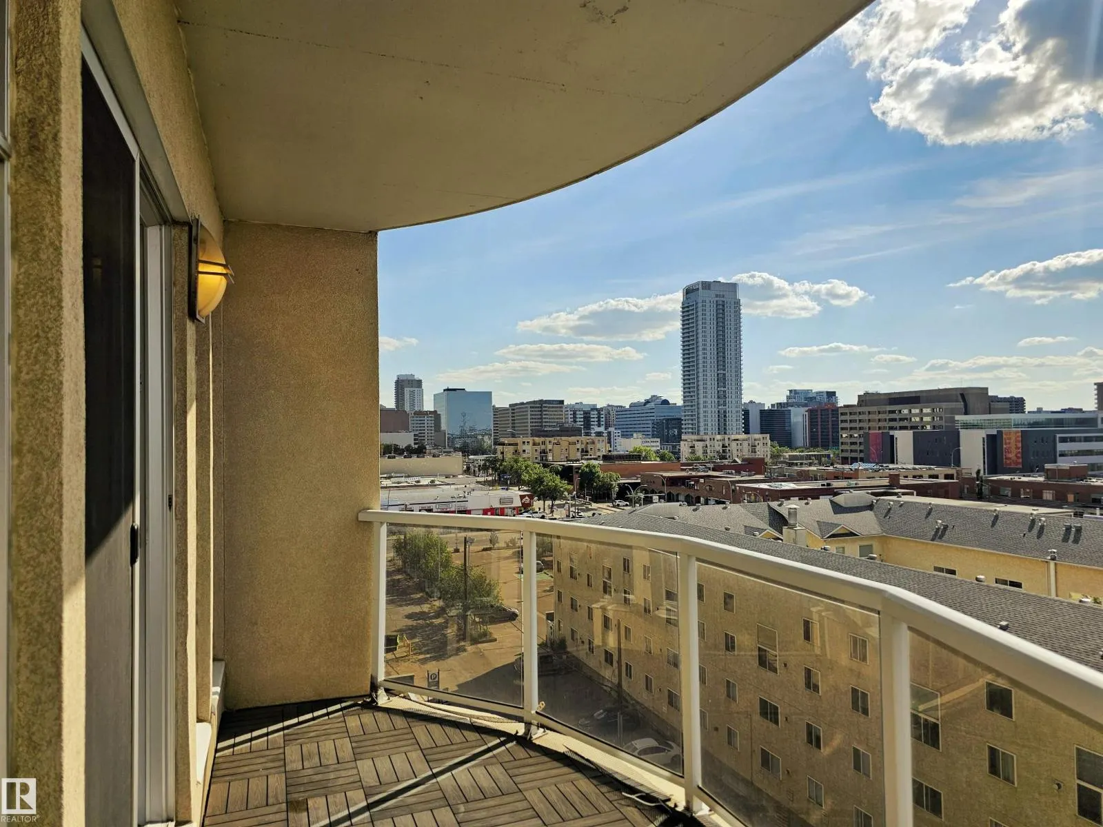 #701 10388 105 ST NW