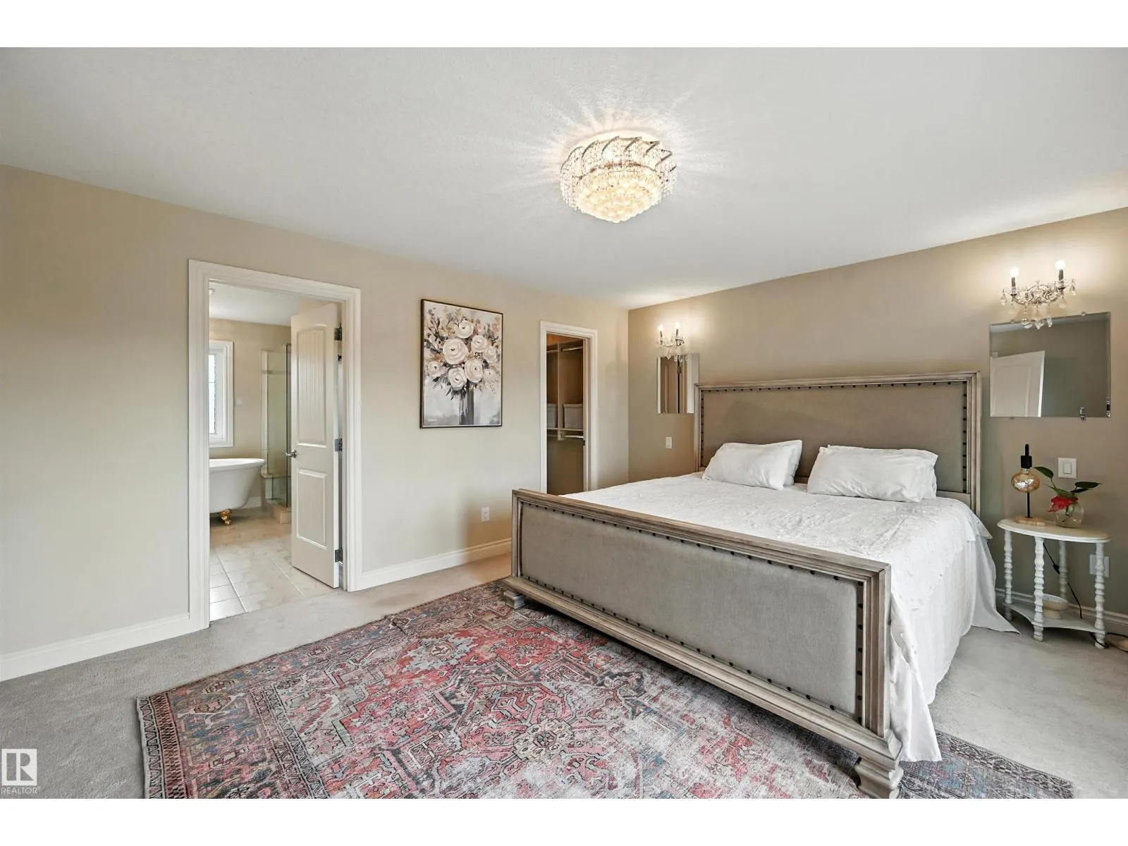 631 HOWATT DR SW