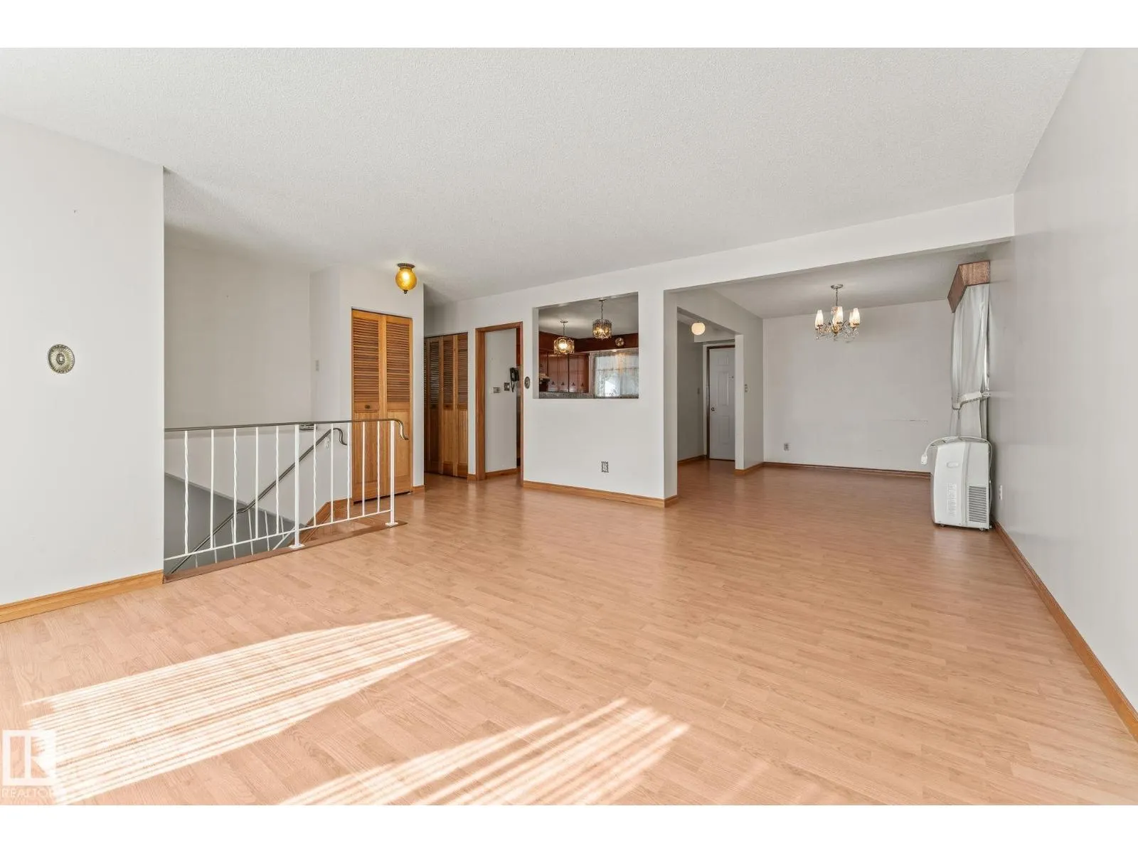 13820 86 ST NW