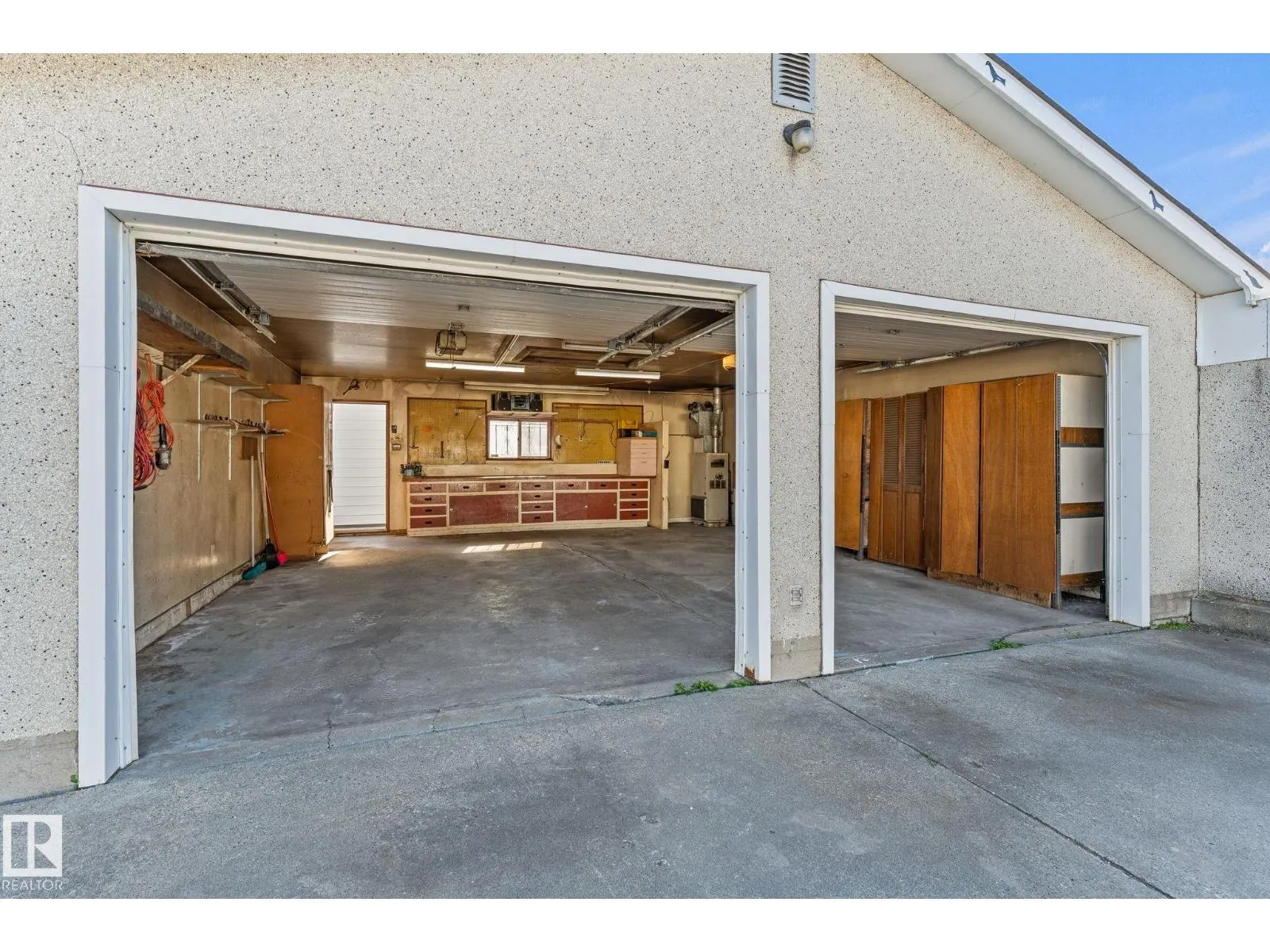13820 86 ST NW