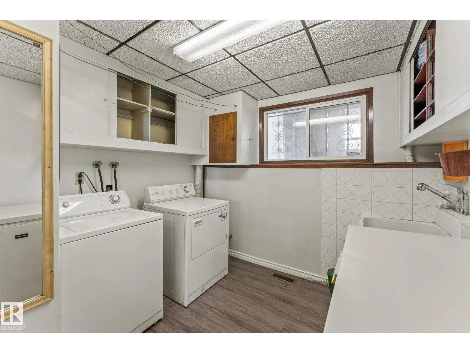 13820 86 ST NW