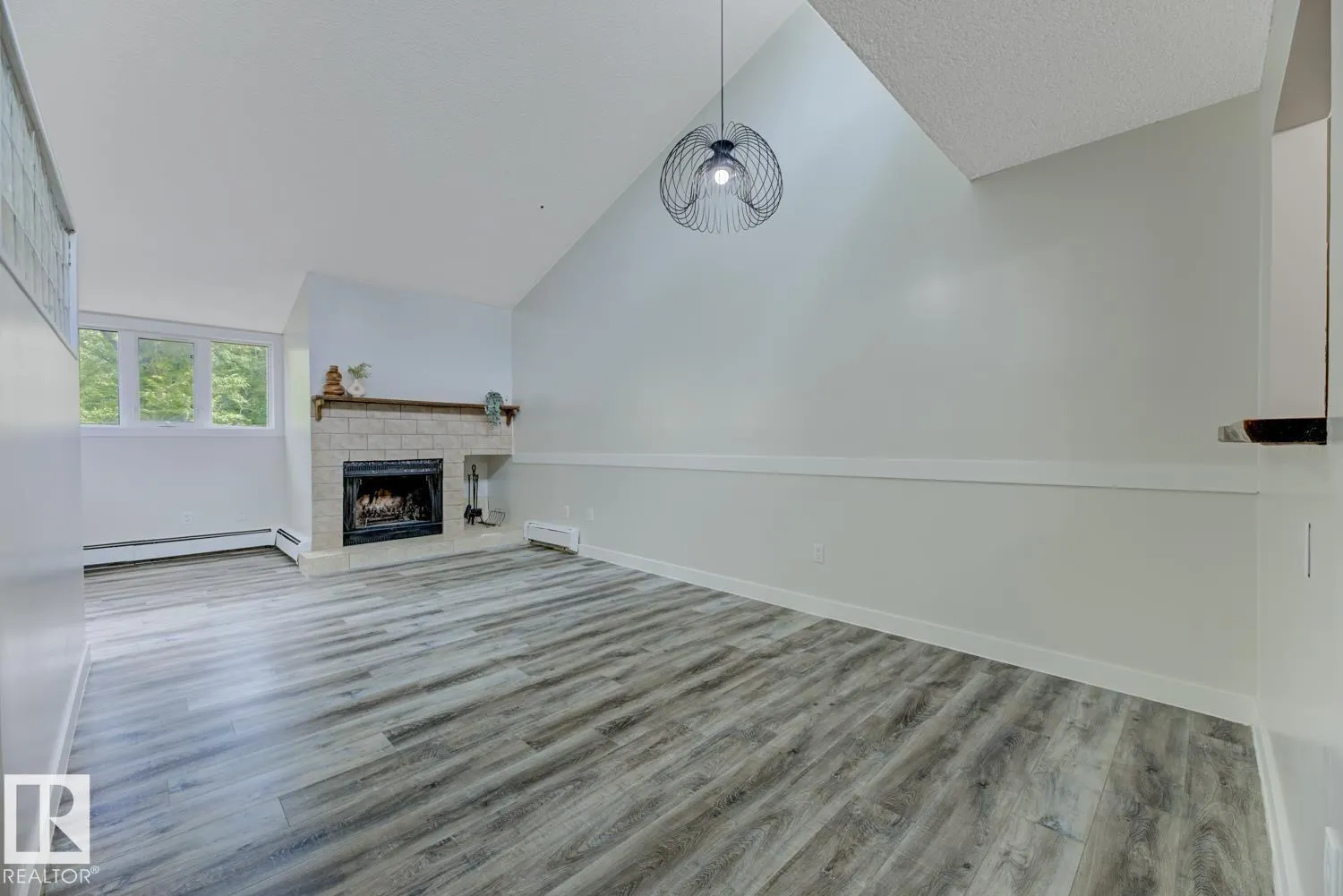 #301 10138 116 ST NW