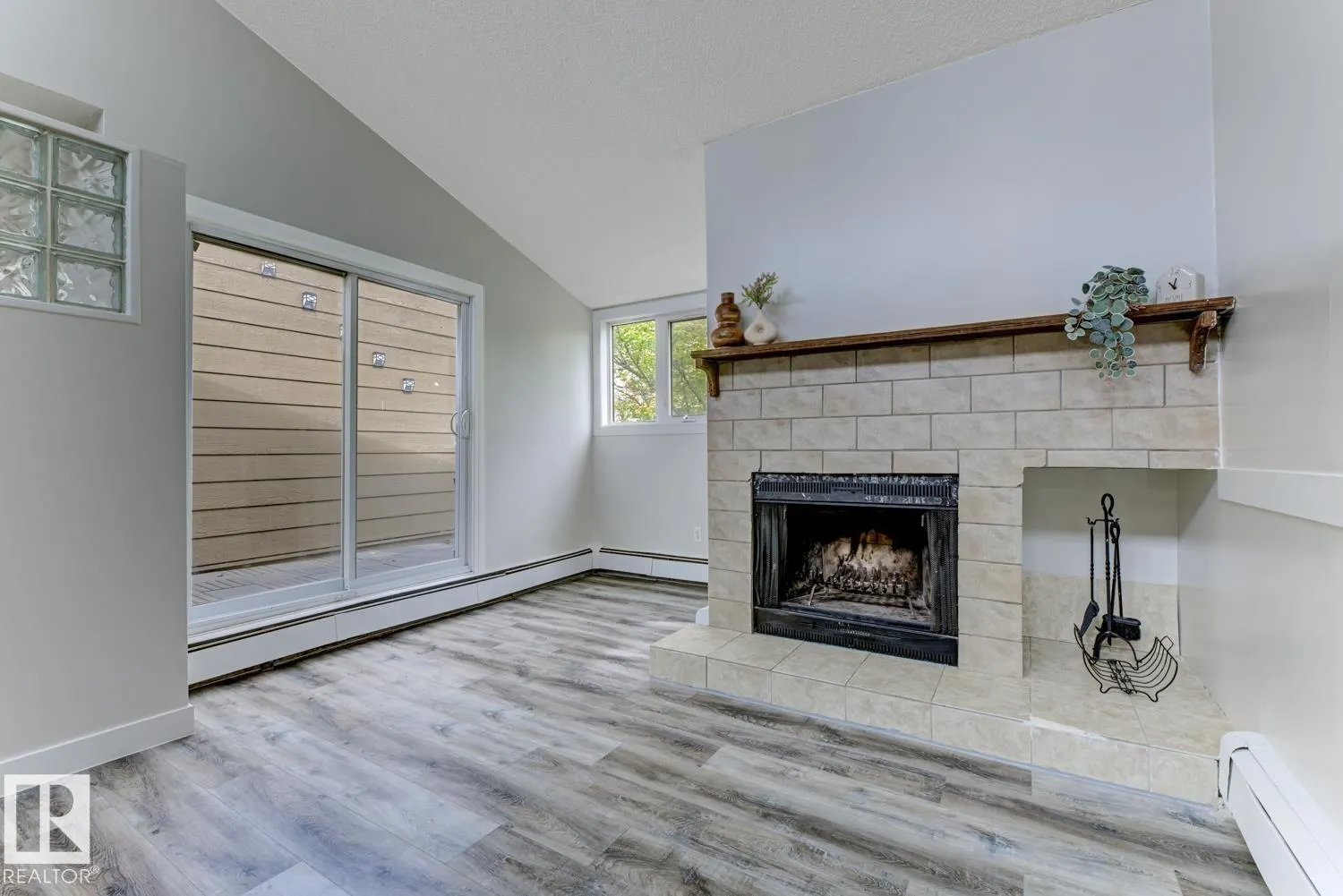 #301 10138 116 ST NW