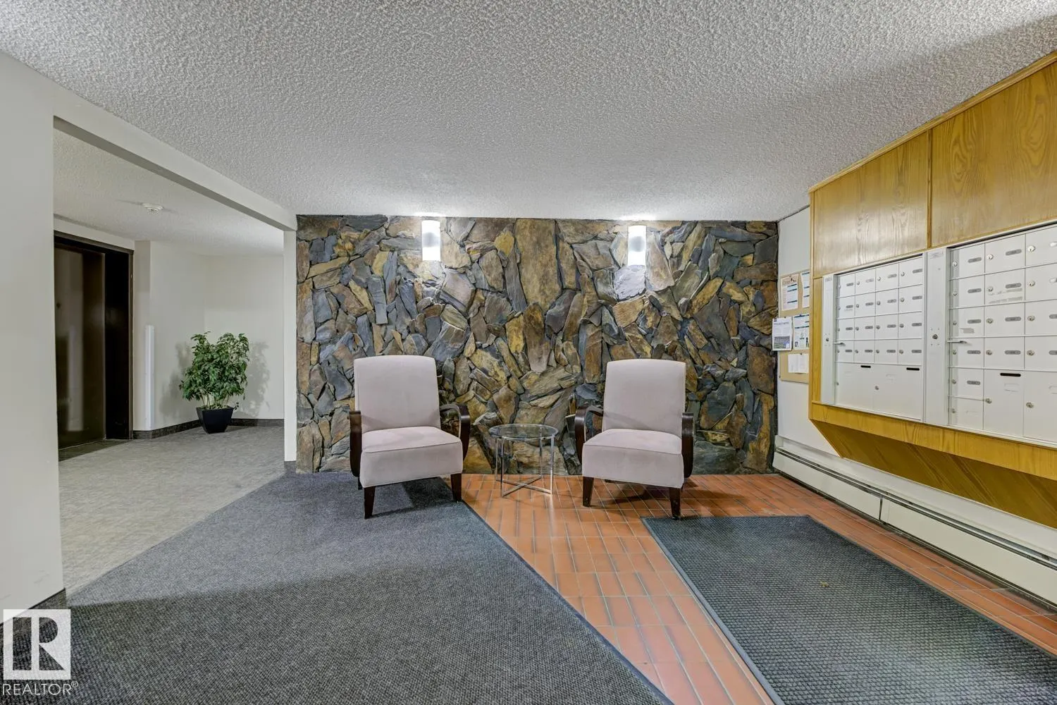 #301 10138 116 ST NW
