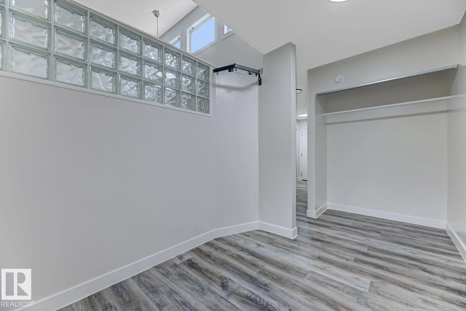 #301 10138 116 ST NW