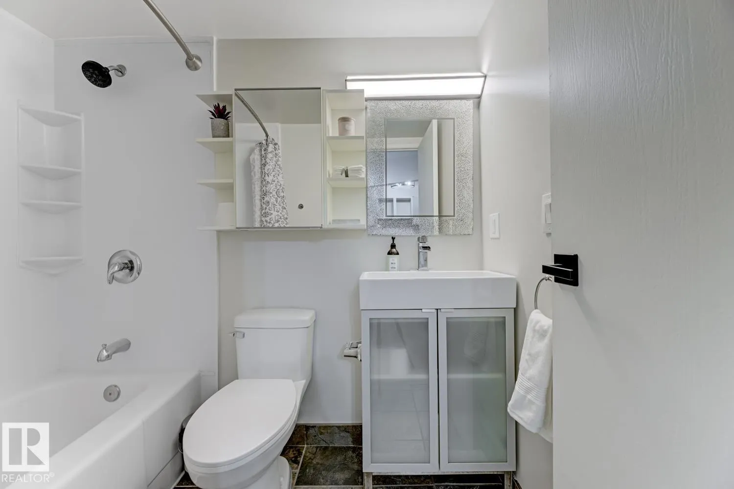 #301 10138 116 ST NW