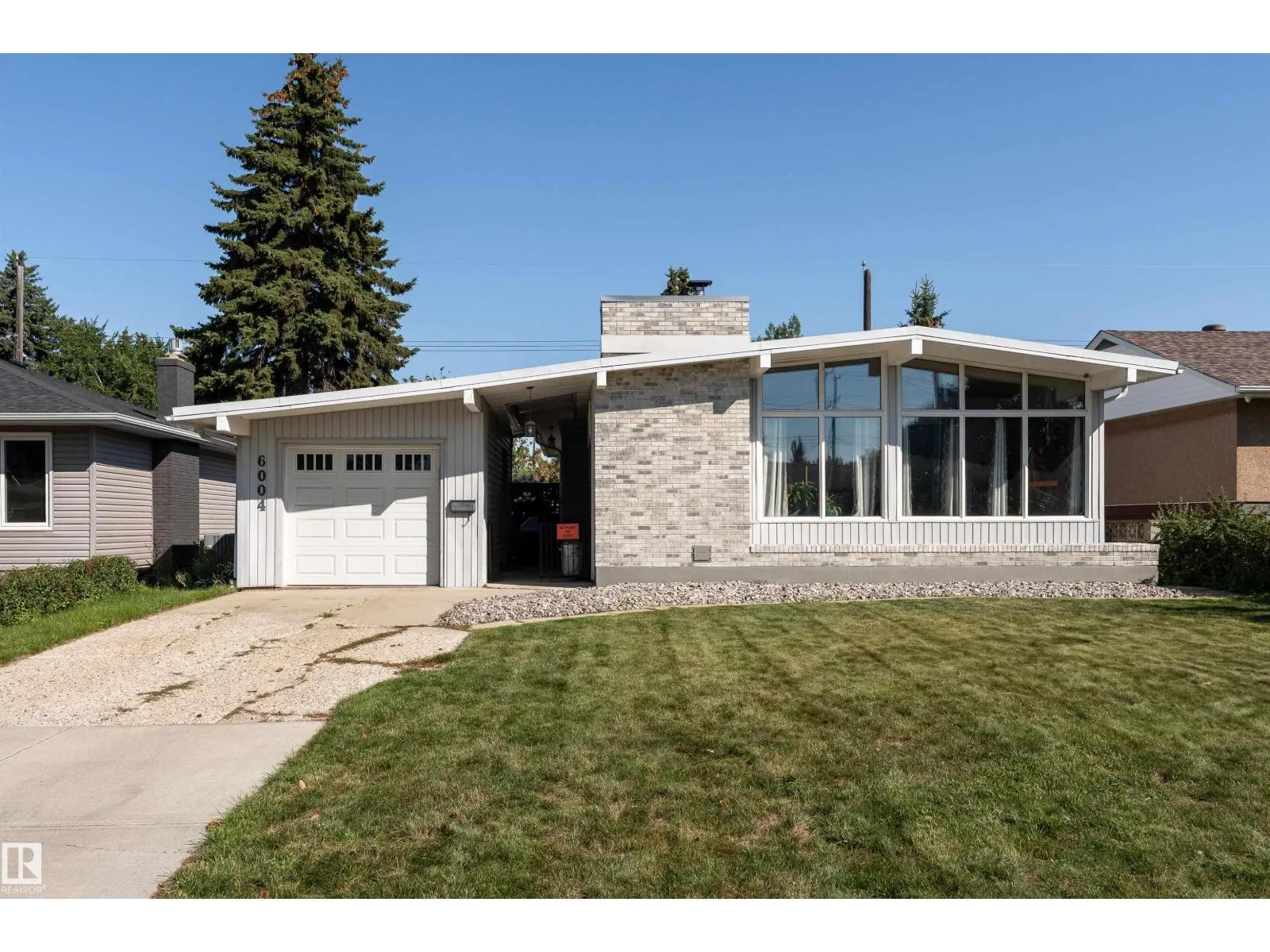 6004 102 AV NW