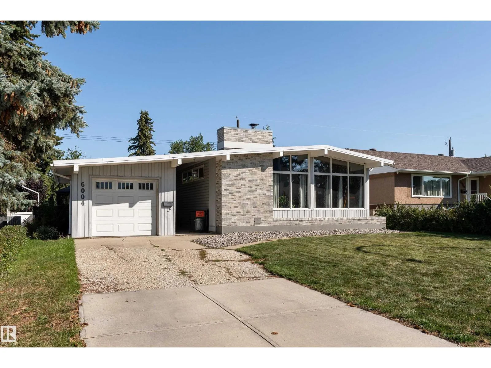 6004 102 AV NW