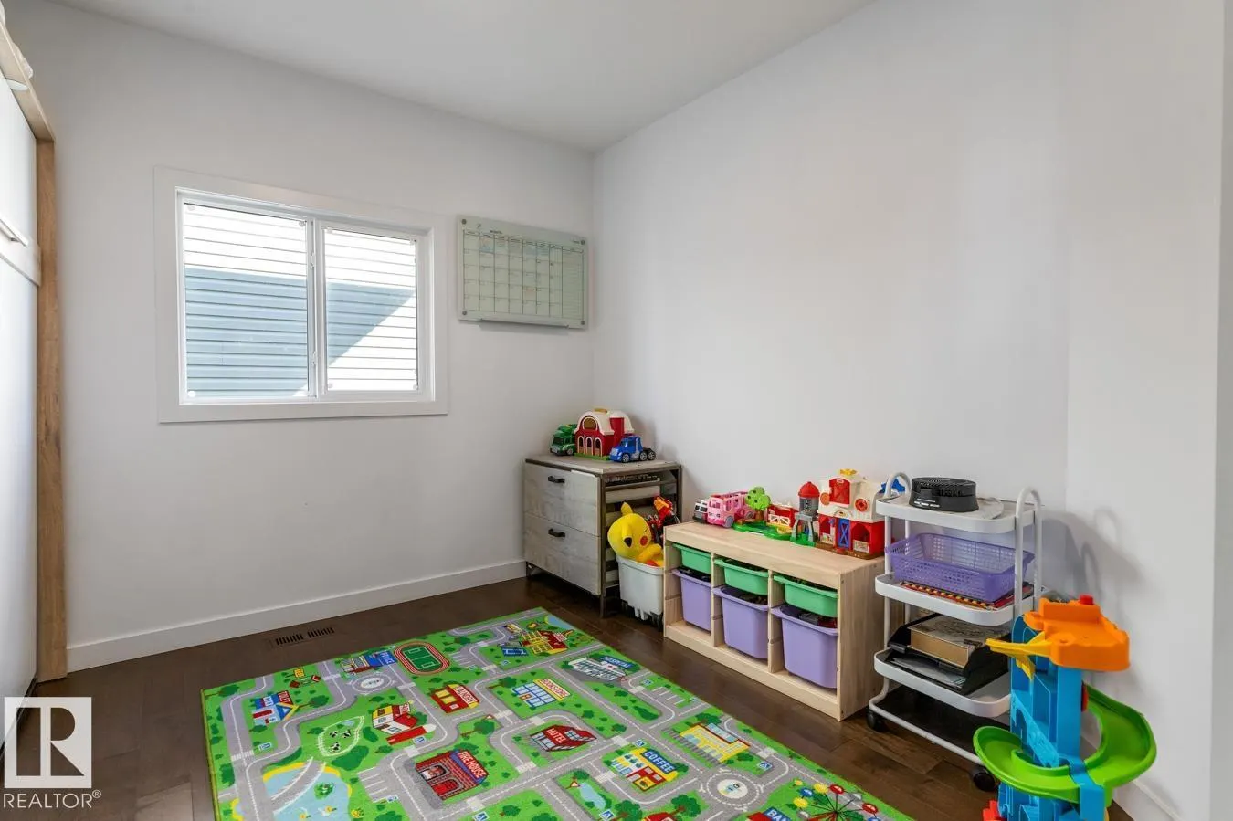 1640 25 ST NW