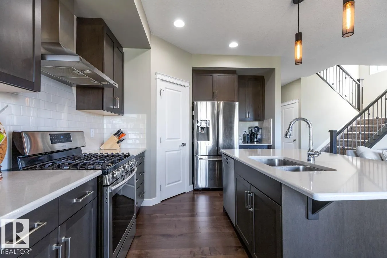 1640 25 ST NW