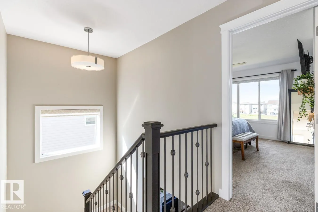 1640 25 ST NW