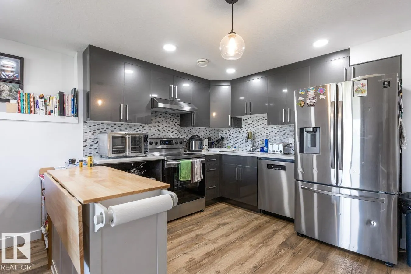 1640 25 ST NW