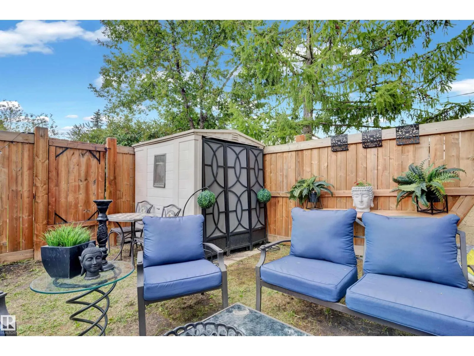 3279 139 AV NW