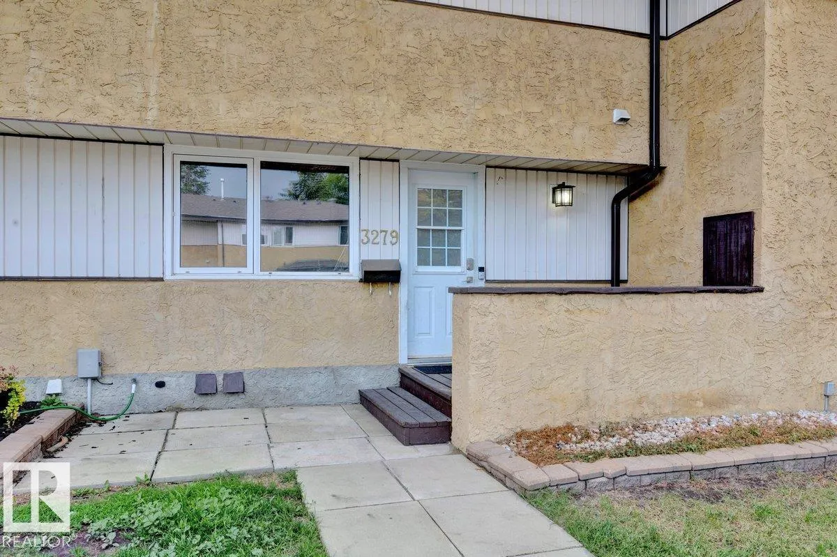 3279 139 AV NW