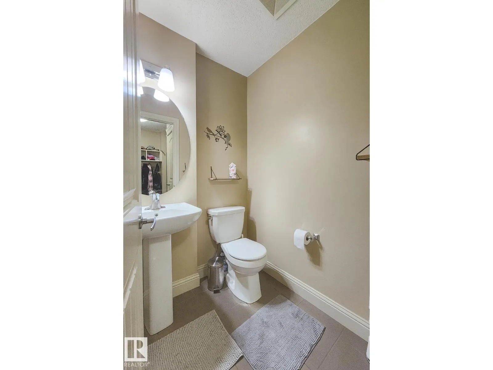 6109 13 AV SW