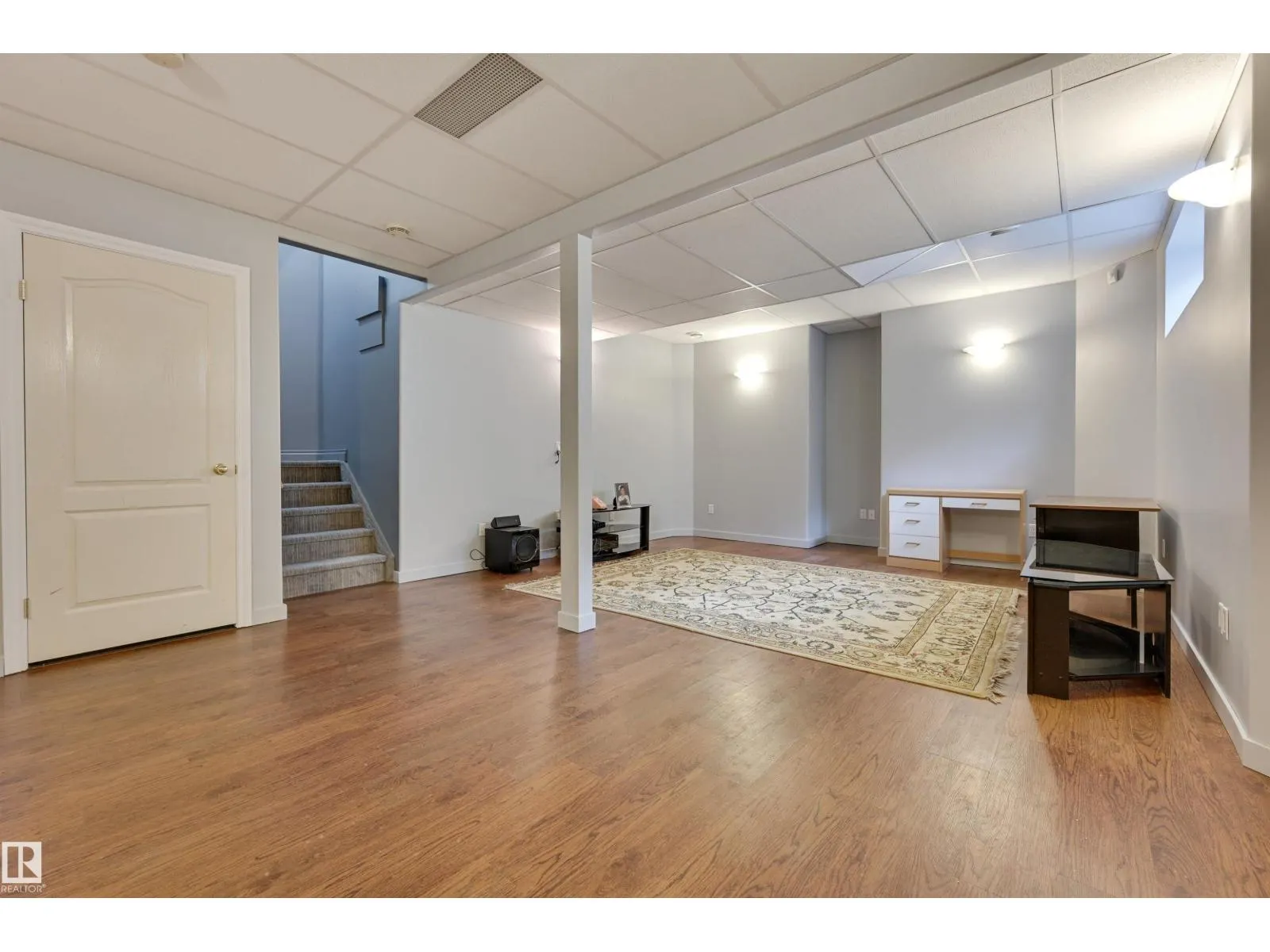 81 DECHENE RD NW