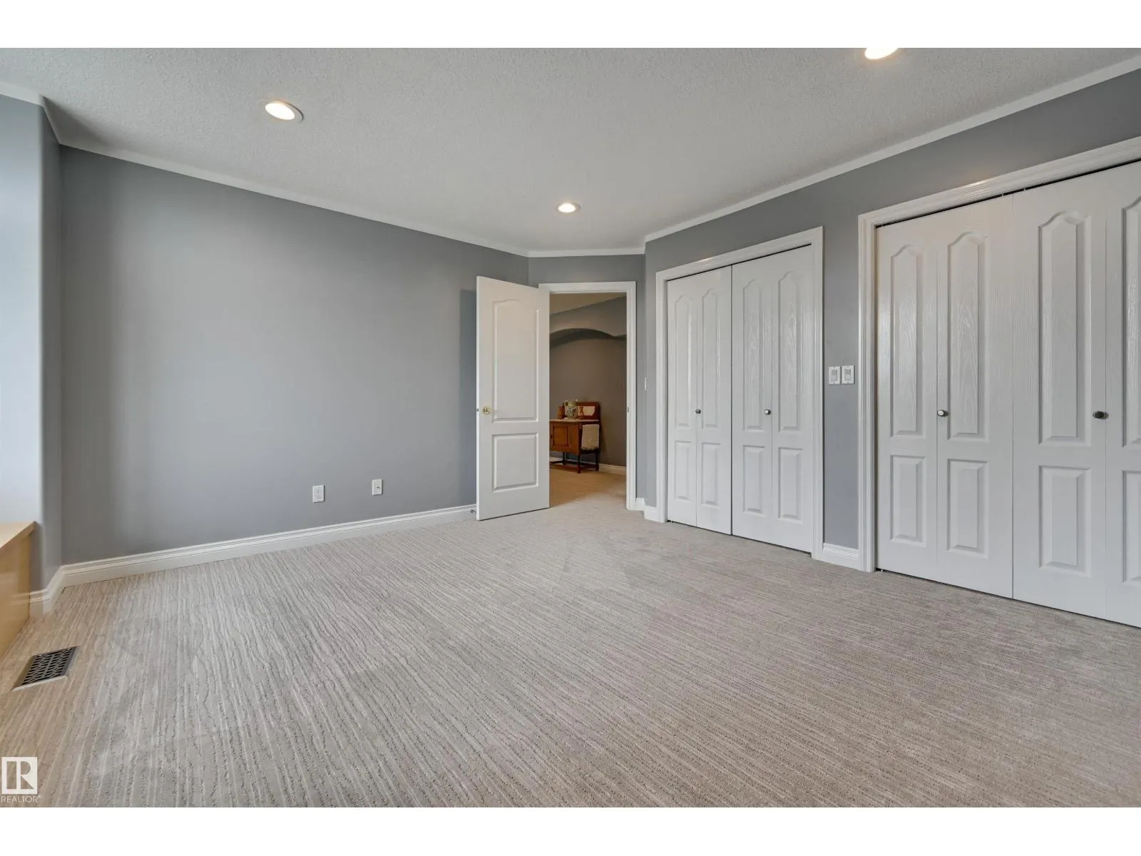 81 DECHENE RD NW