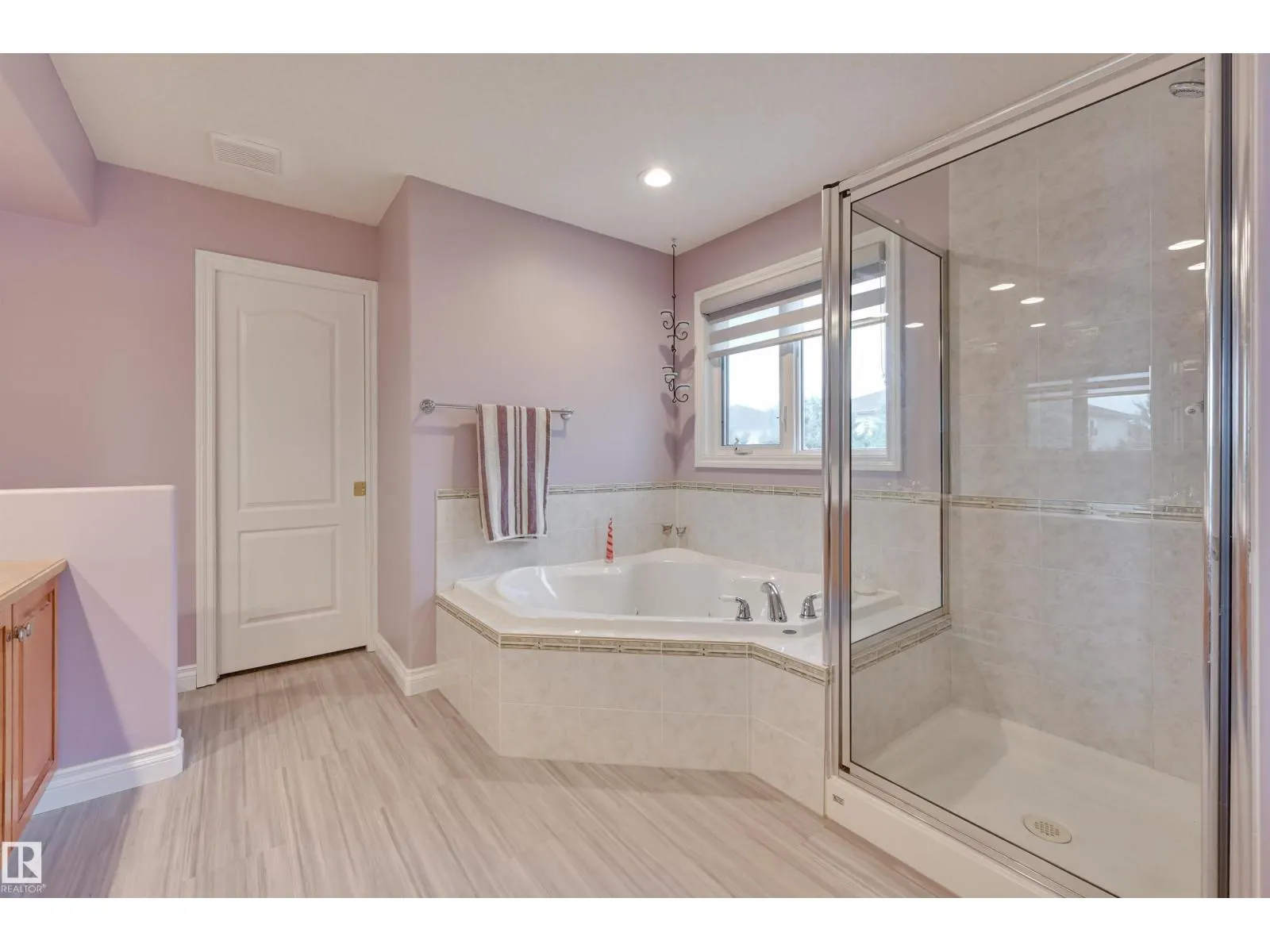 81 DECHENE RD NW