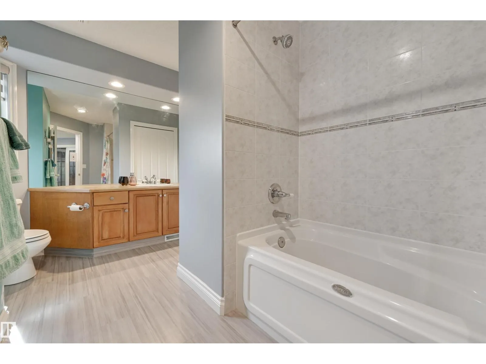 81 DECHENE RD NW