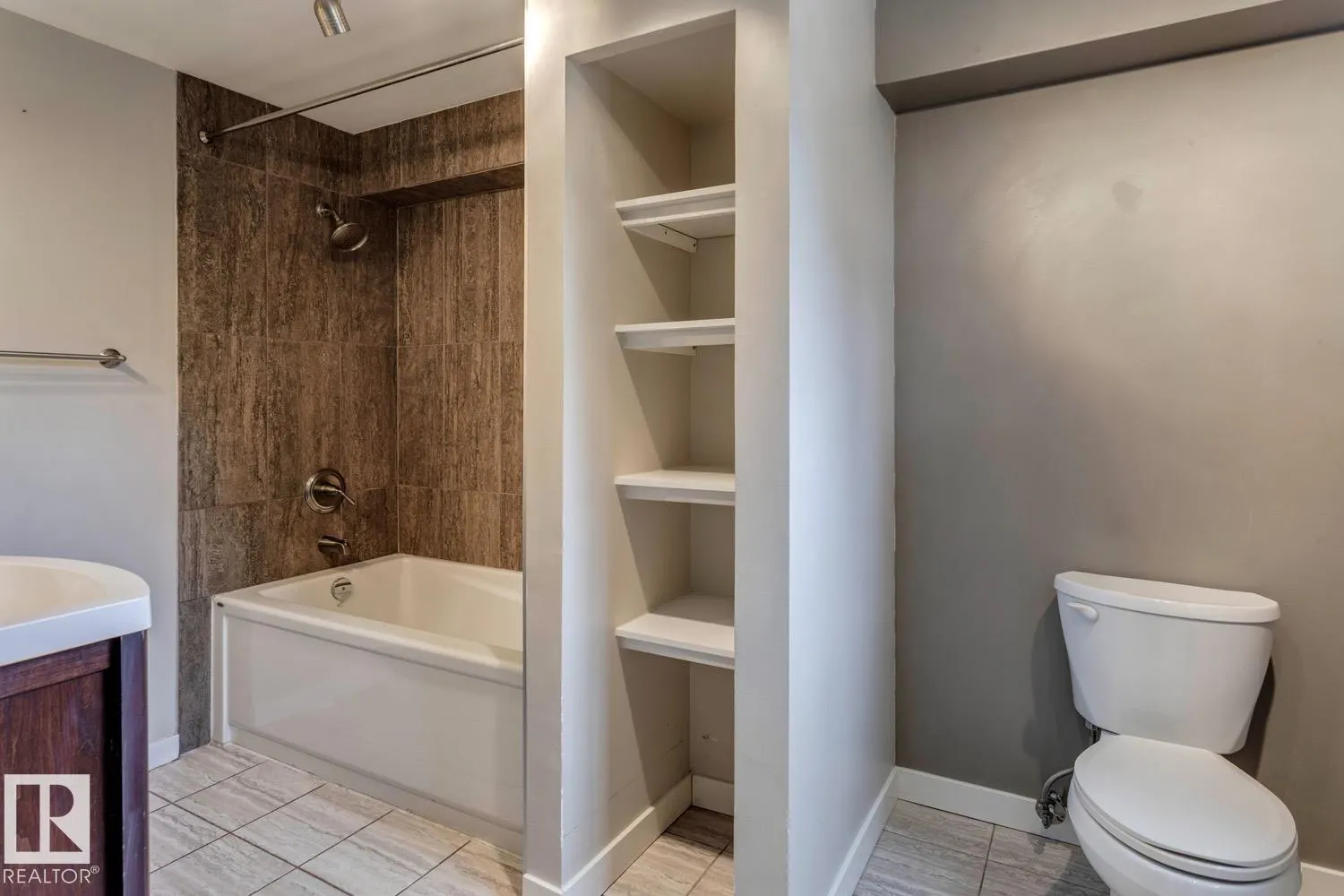 11348 87 ST NW