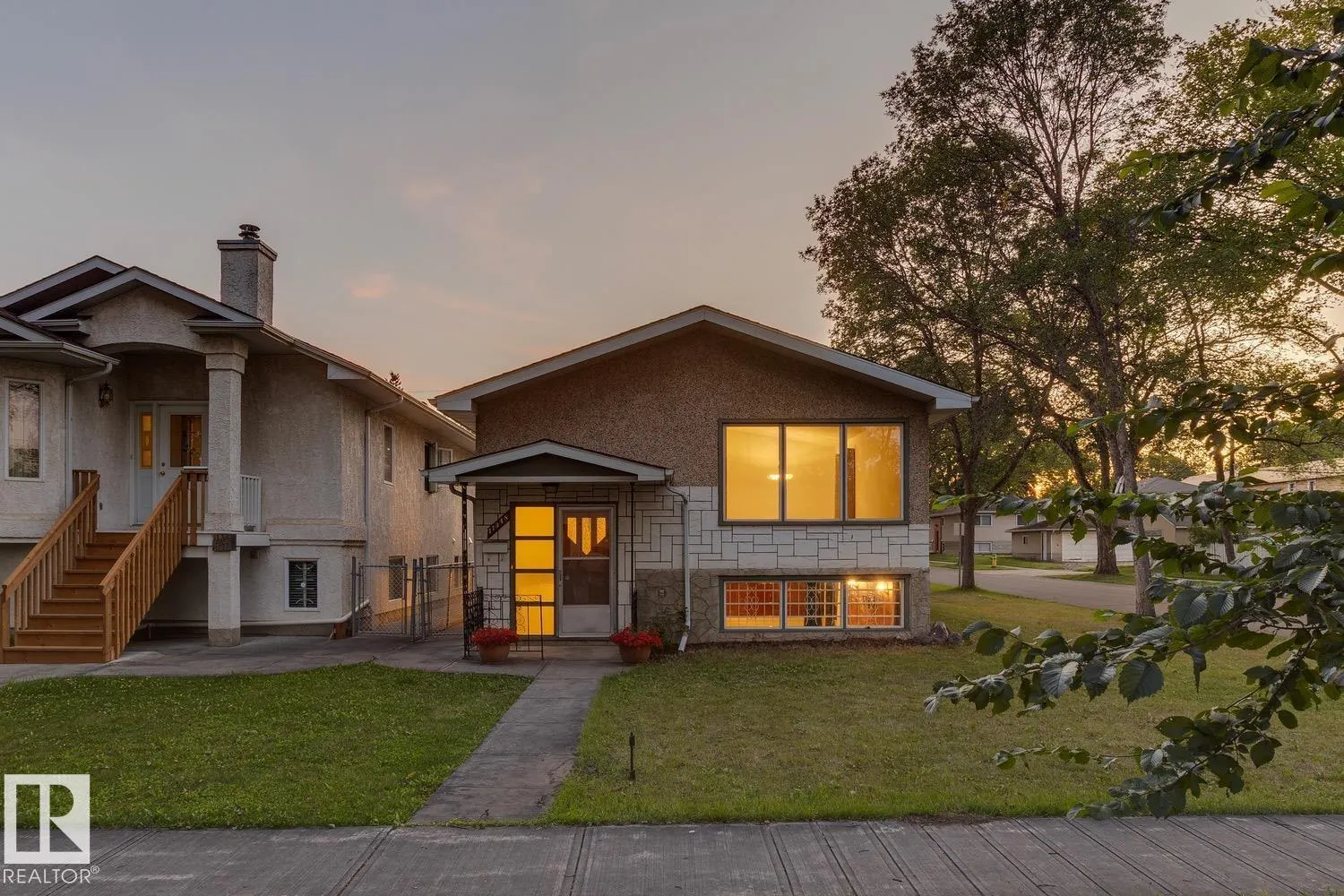 11348 87 ST NW
