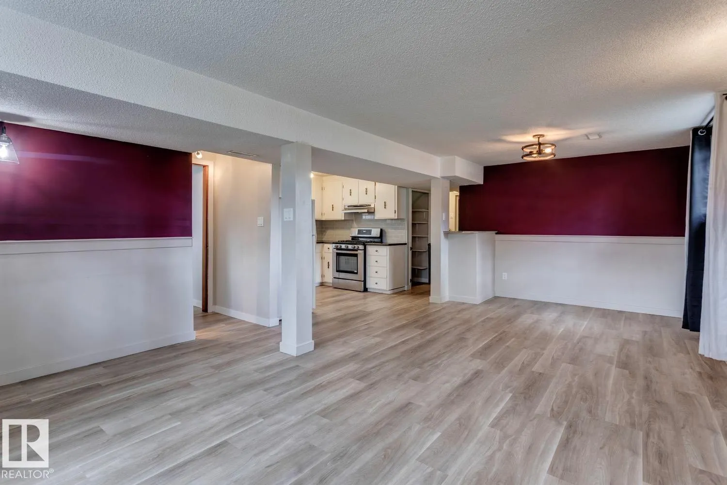 11348 87 ST NW