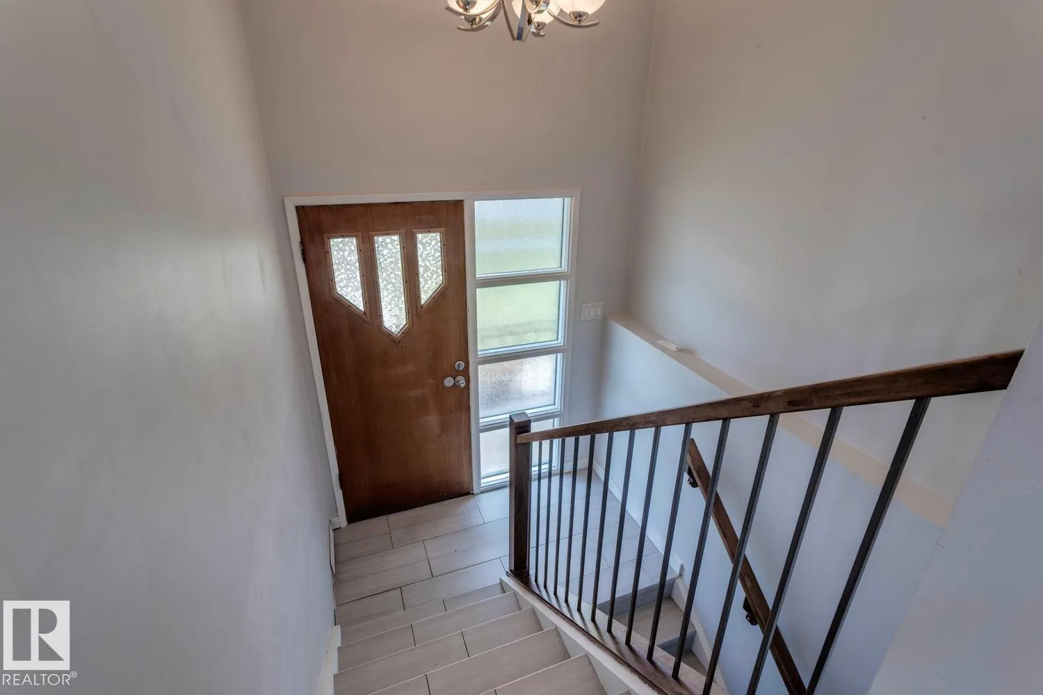 11348 87 ST NW