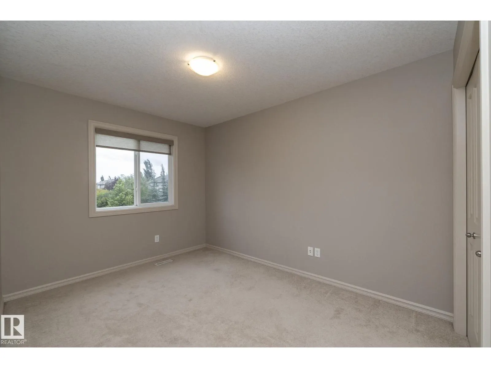 7117 SOUTH TERWILLEGAR DR NW