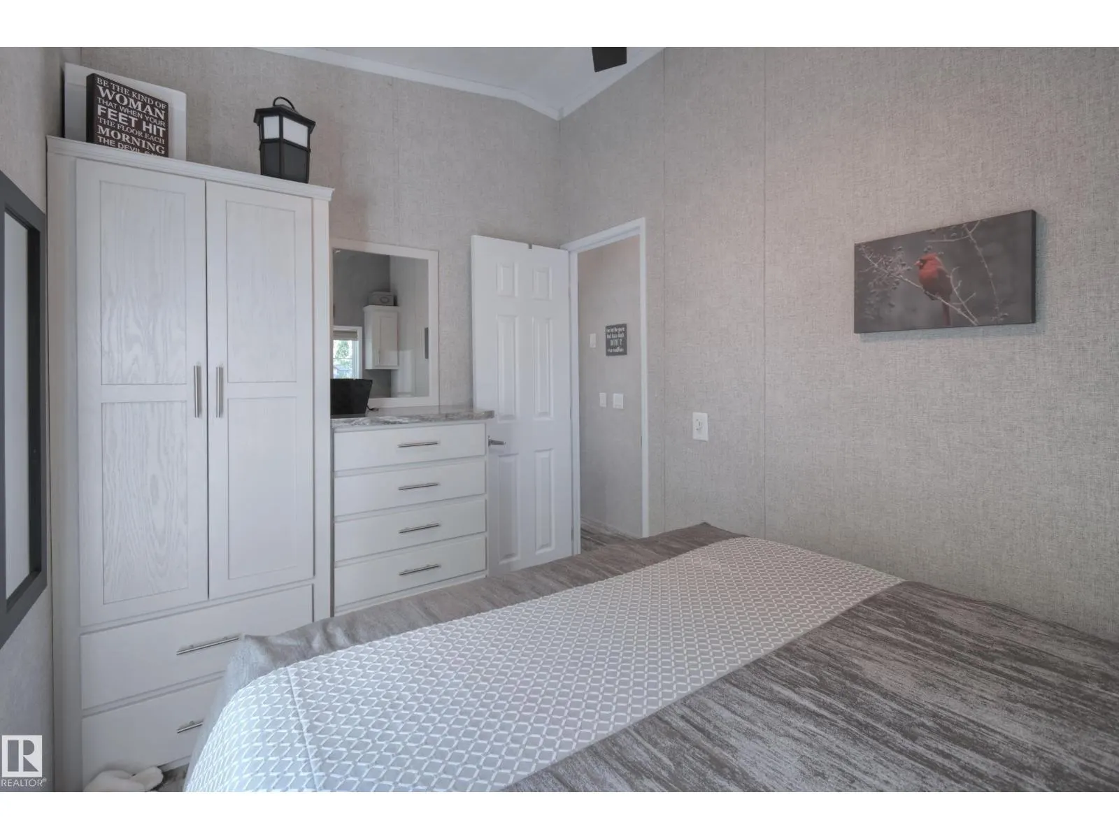 #64 53206 RGE ROAD 55 A