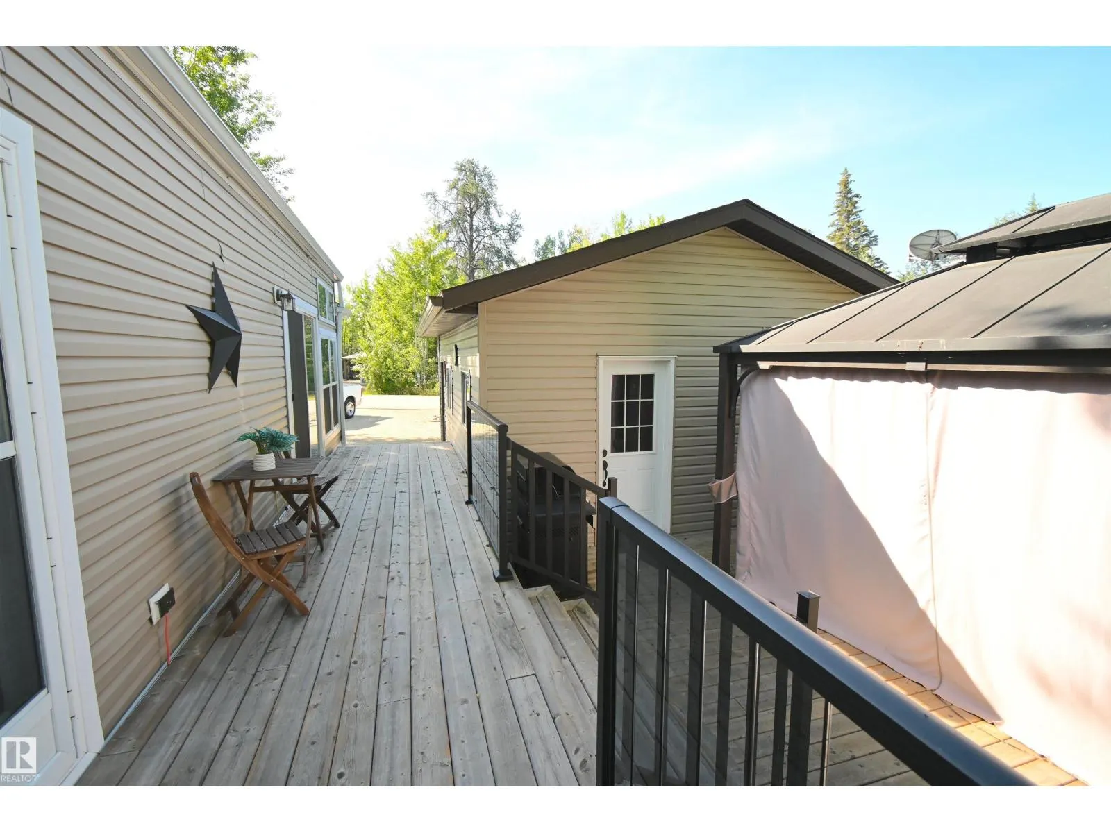 #64 53206 RGE ROAD 55 A