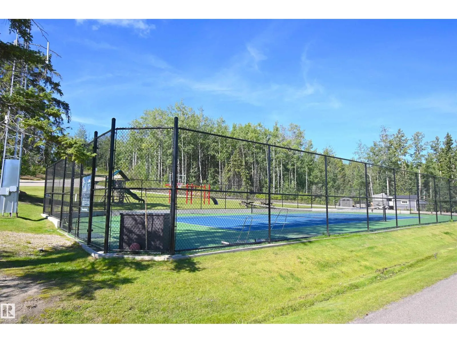 #64 53206 RGE ROAD 55 A